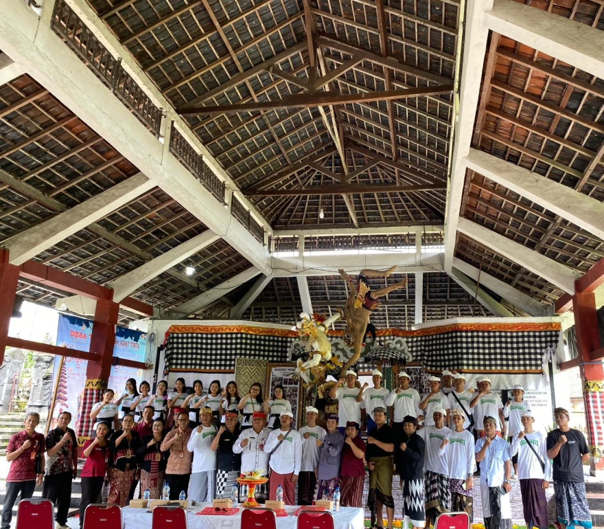 Penilaian Ogoh-Ogoh Br. Dangin Pangkung dan Br. Lebah Desa Tista oleh Tim juri dari Dinas Kebudayaan Kabupaten Tabanan 