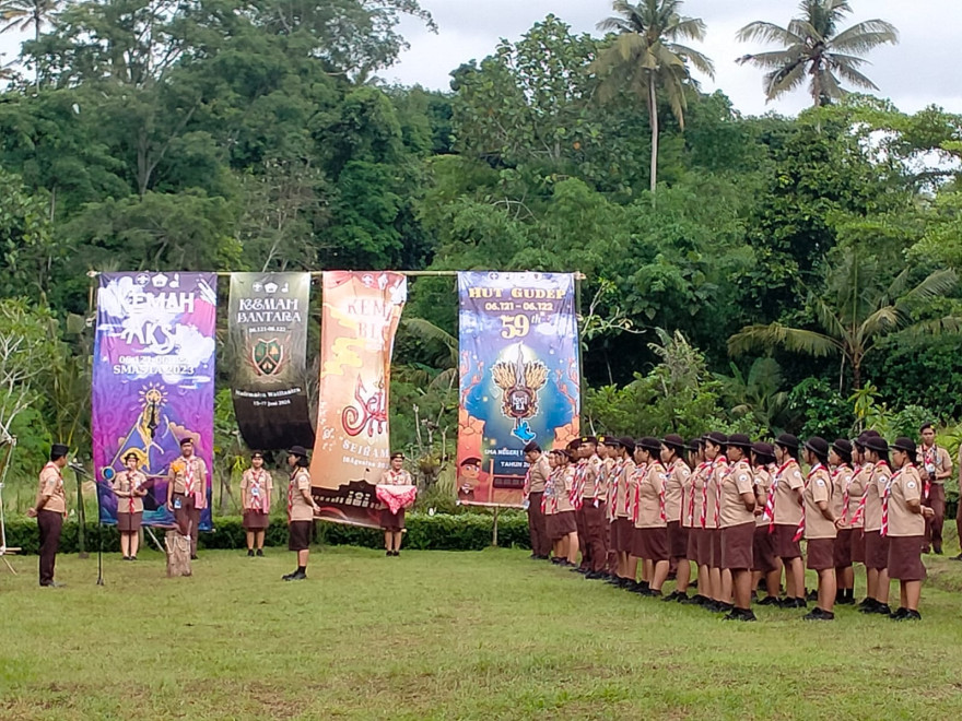 SMA N 1 Tabanan Melakukan Kegiatan Pramuka di Alam Wisata Dudu